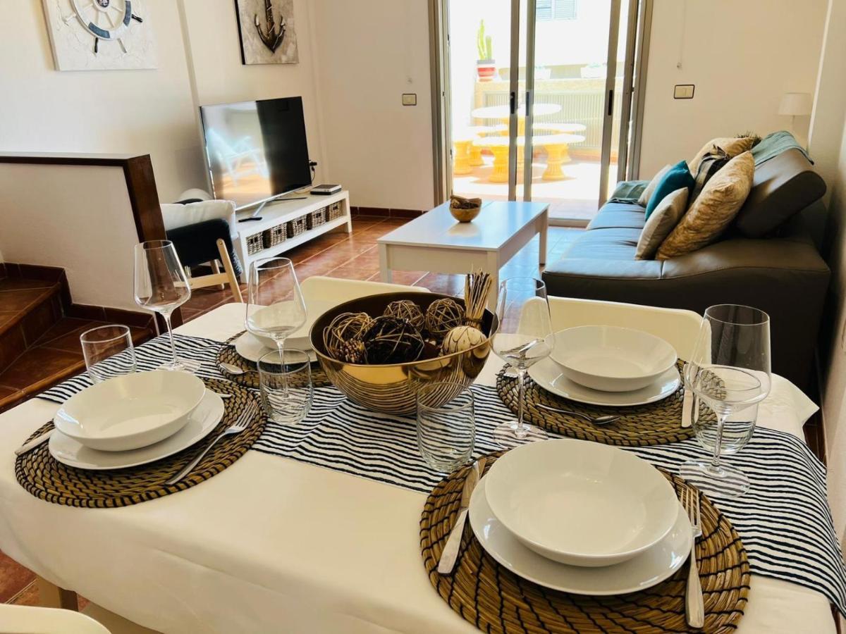Apartamentos Vista Marina - El Medano Esterno foto