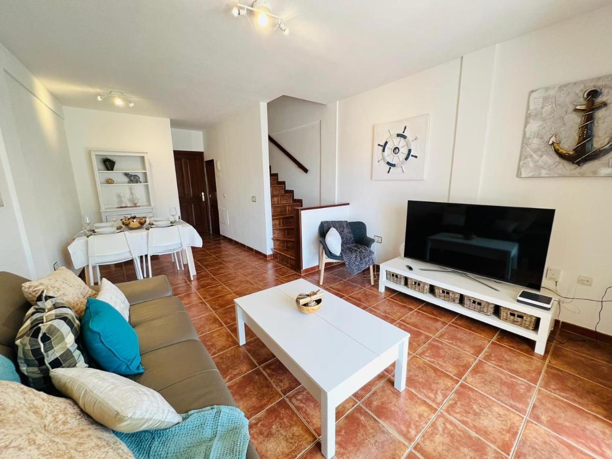 Apartamentos Vista Marina - El Medano Esterno foto