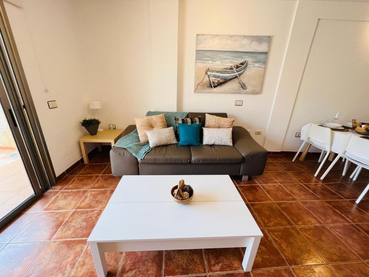 Apartamentos Vista Marina - El Medano Esterno foto