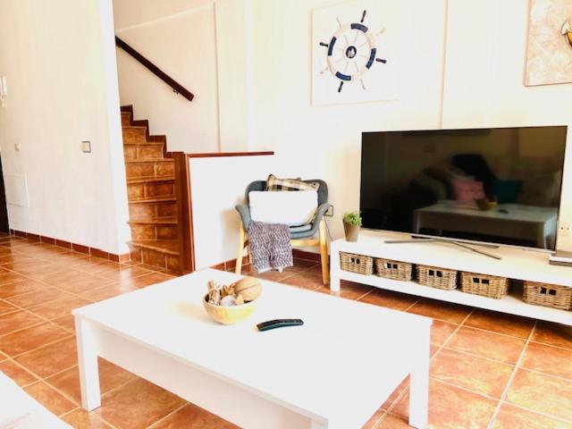 Apartamentos Vista Marina - El Medano Esterno foto