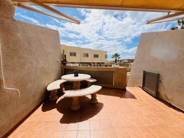 Apartamentos Vista Marina - El Medano Esterno foto