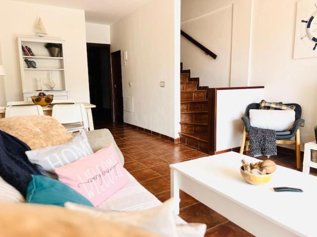 Apartamentos Vista Marina - El Medano Esterno foto